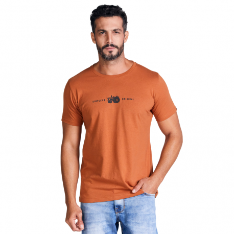 Camiseta Masc. Trator Caramelo